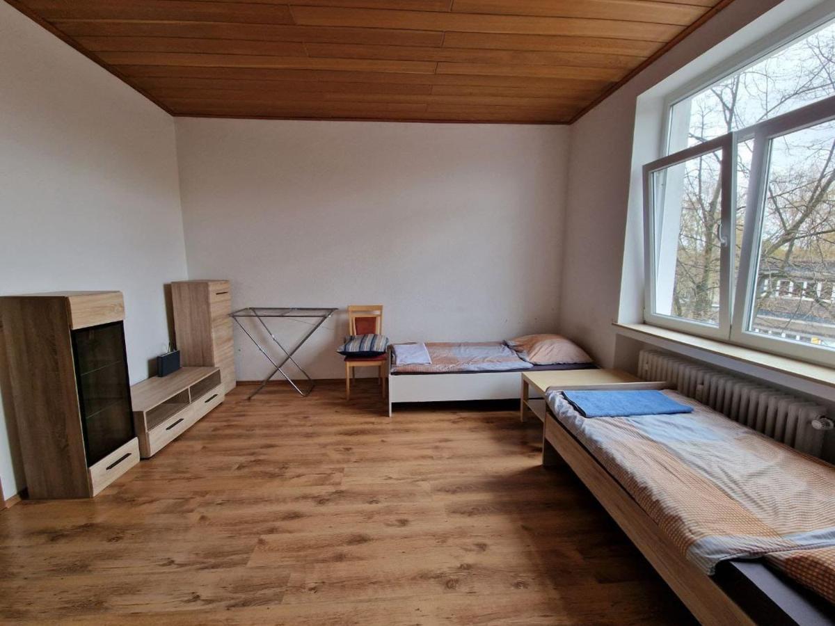 2 Zimmer Wohnungen K&K Unterkunft. Gbr Duisburg Zewnętrze zdjęcie